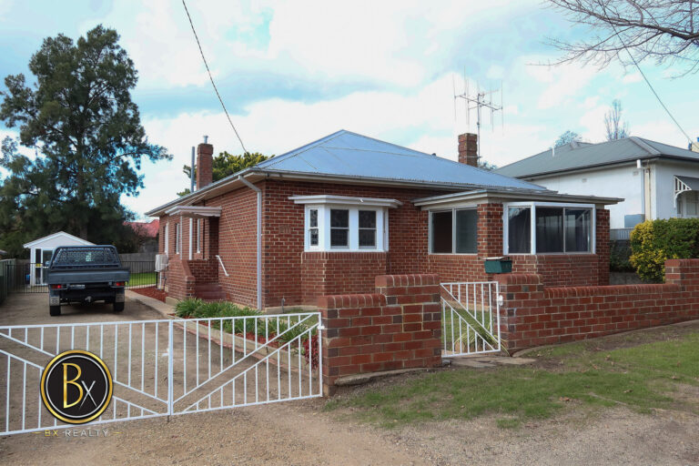 211 Brilliant Street, Bathurst, NSW 2795
