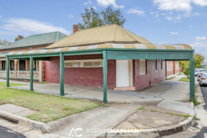 73 Piper Street, Bathurst, NSW 2795
