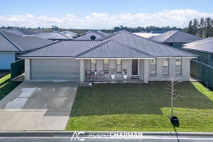 1 Lew Avenue, Eglinton, NSW 2795